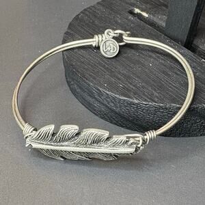 Luca & Danni Silver Feather Bracelet Handmade Bracelet Wire Bracelet Boho